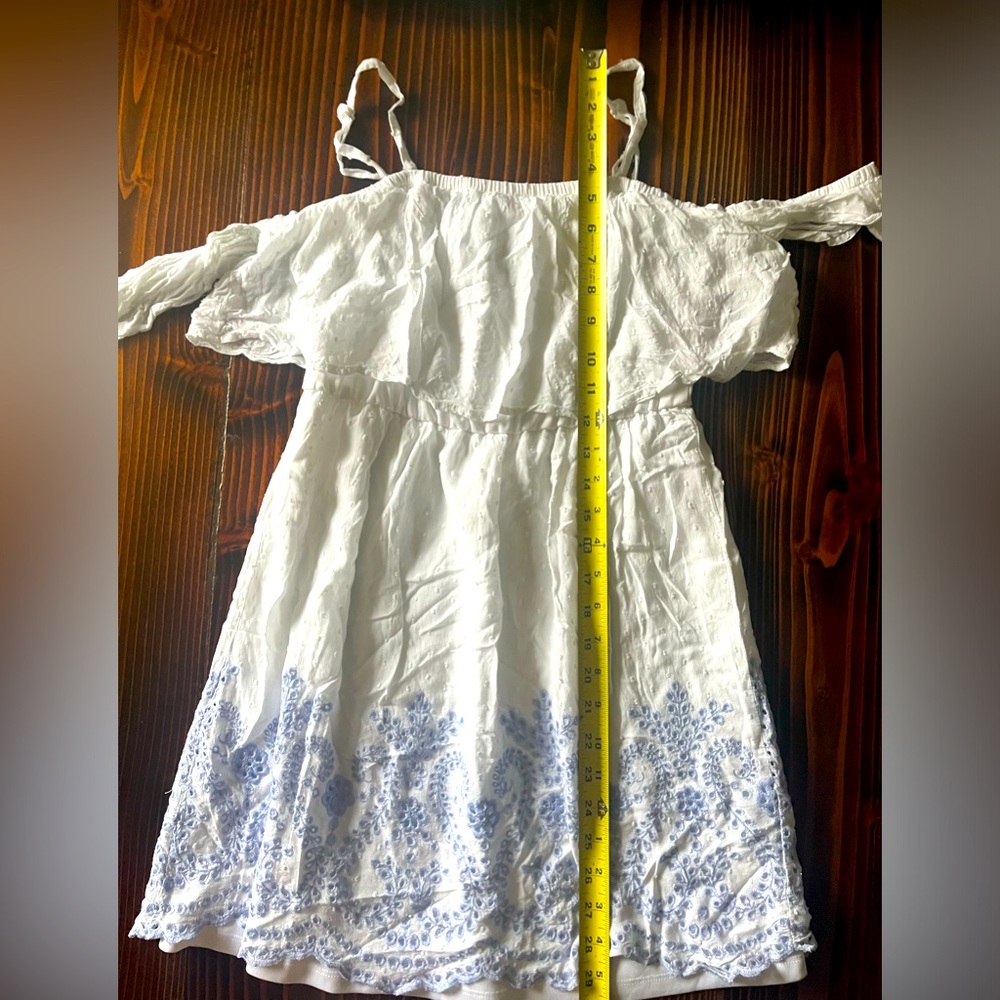 Juniors Lily Star dress -Size S